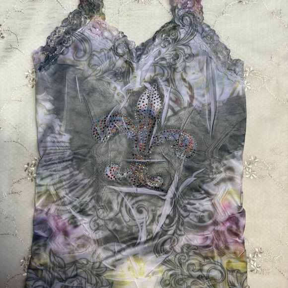Vintage Y2K Rhinestone Fleur-de-Lis Lace Trim Tank – Best for Small/Medium - Picture 2 of 5